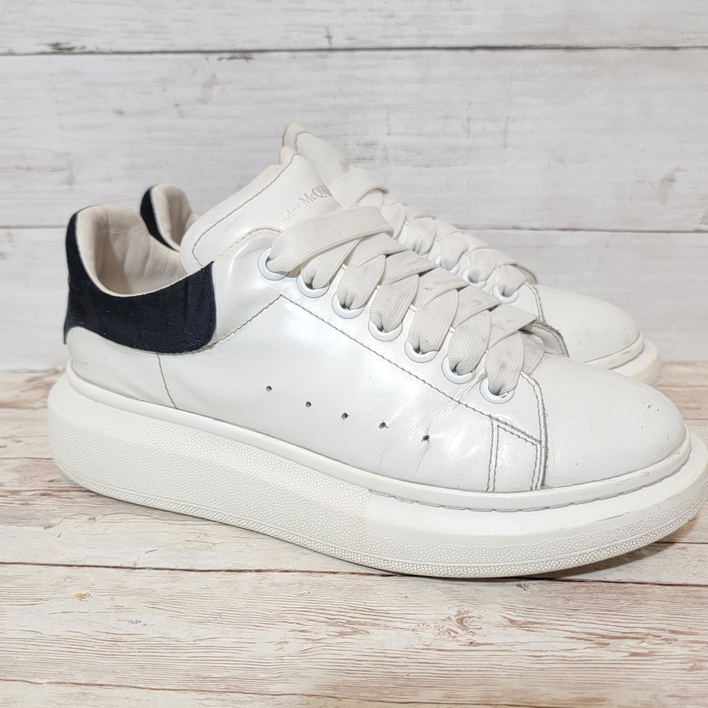 Alexander McQueenOversize leather trainers